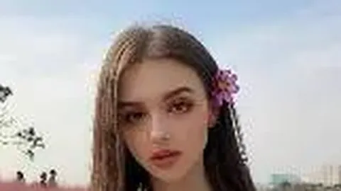 《非卖定理揭晓！快船队中这位球员，筹码换不来，他是球队基石！》